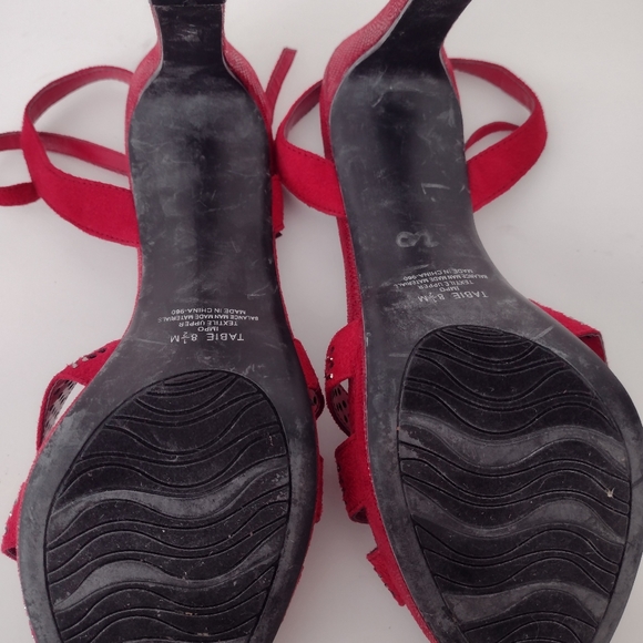 IMPO WOMAN'S HEELS USED CONDITION - Picture 4 of 5